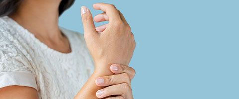 Arthrite : symptômes, causes, traitement… que faire en cas d’arthrite ?